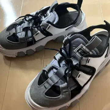오니츠카타이거 덴티그레 케이지 샌들 26cm