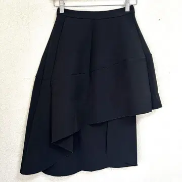 Boutique Nous 블랙 플레어 스커트 사이즈 1