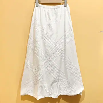 POINBLEU 핑크하우스 핀턱 스커트 화이트