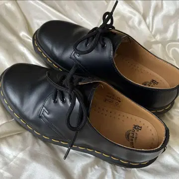 Dr. martens 닥터마틴 3홀 신발
