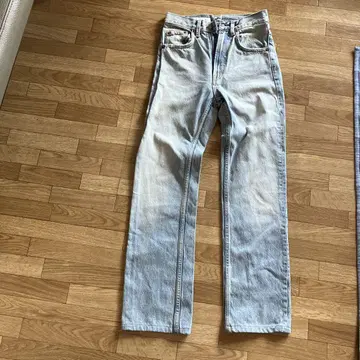 ZARA 라이트 블루 스트레이트 데님 현품 한정 재고 1점