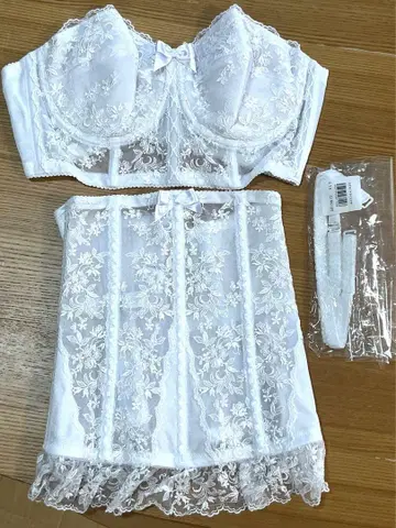 세모아 브라이덜 이너 E70/64 타카미 브라이덜