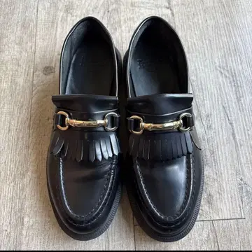 Dr.Martens 닥터마틴 ADRIAN SNAFFLE