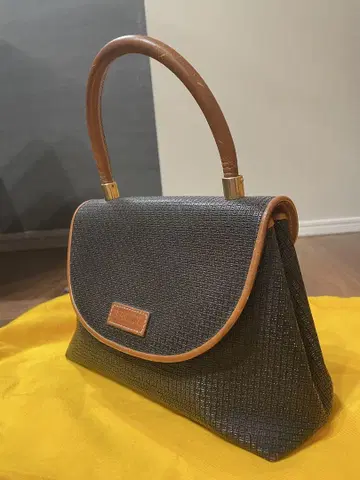 BALLY 플랩식 핸드백
