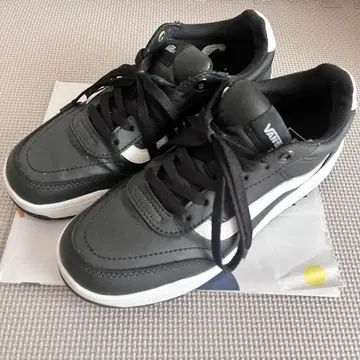 VANS 타이슨 BLACK/WHISPER 24.5cm