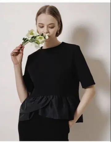 Heve/헤이브 PEONY 페플럼 BL 블랙