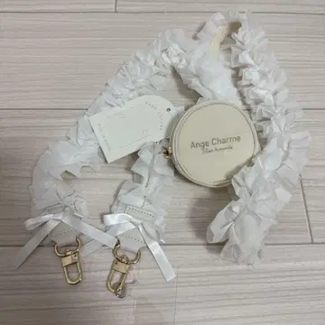 Ange Charme 프릴 숄더 스트랩