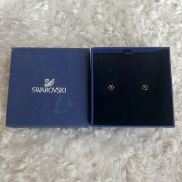 Swarovski 크리스탈 블랙 귀걸이
