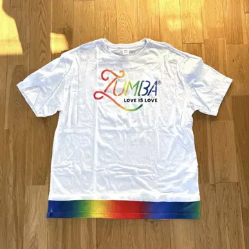 ZUMBA LOVE IS LOVE 티셔츠