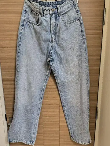 ZARA 라이트 블루 배기 데님 팬츠