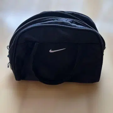 90년대 archive y2k Nike 블랙 핸드백 원포인트 구제 의류