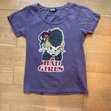 HYSTERIC GLAMOUR BAD GIRLS 티셔츠 S 사이즈