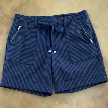TOMMY HILFIGER 네이비 스트라이프 숏팬츠 사이즈 6