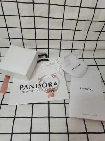 [PANDORA] 매혹의 은하 로즈 골드 / 하트형 팔찌