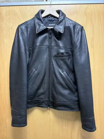 AVIREX 블랙 가죽 자켓 M