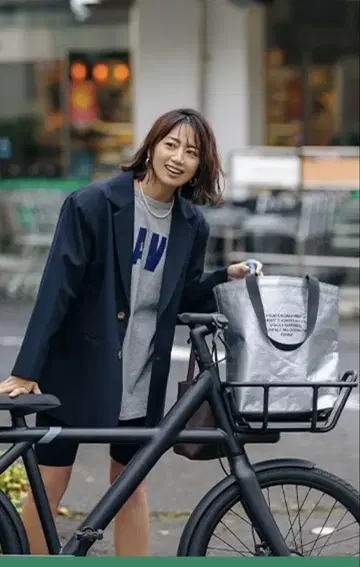 [미개봉 새상품] 히가시하라 아키 FORME 쿨러 토트백 차콜 보냉백