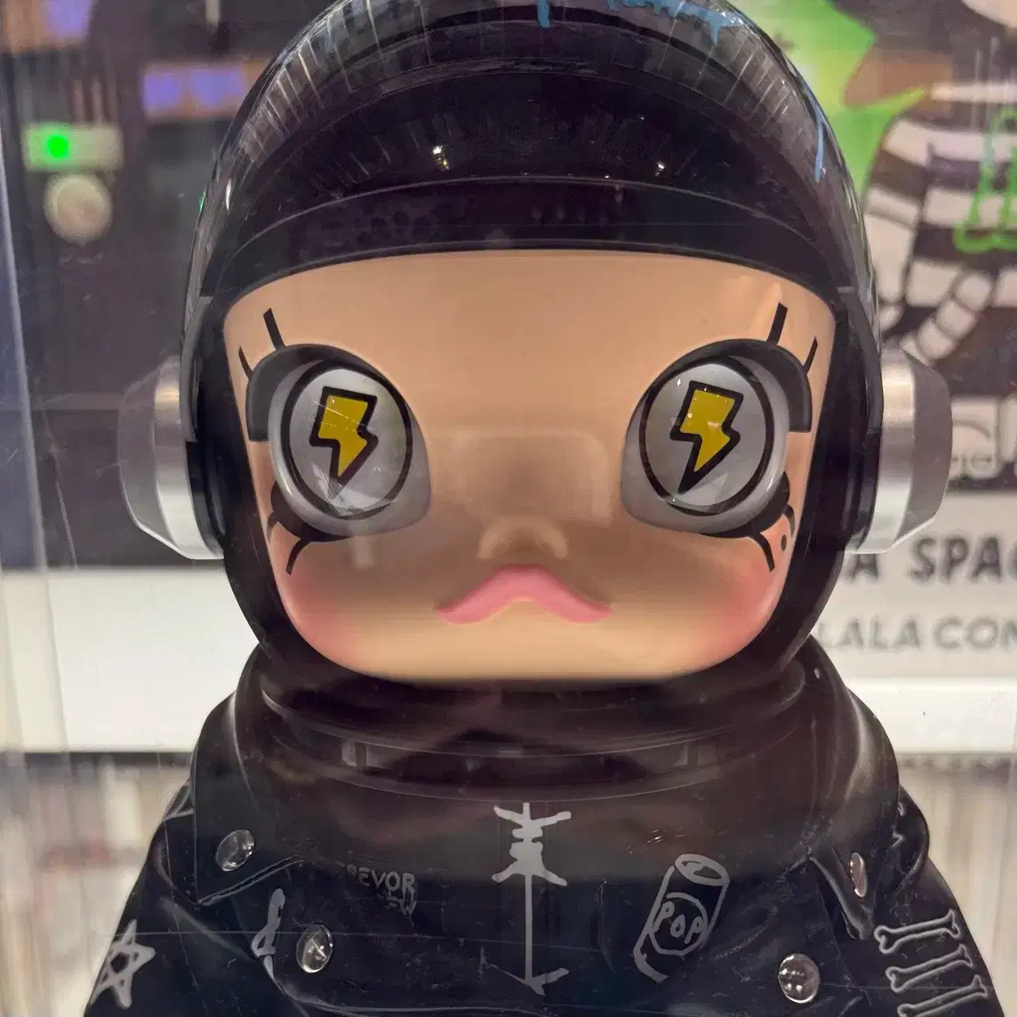 Pop Mart Mega Space Molly Trevor Andrew 2.0 400% on Bunjang Global