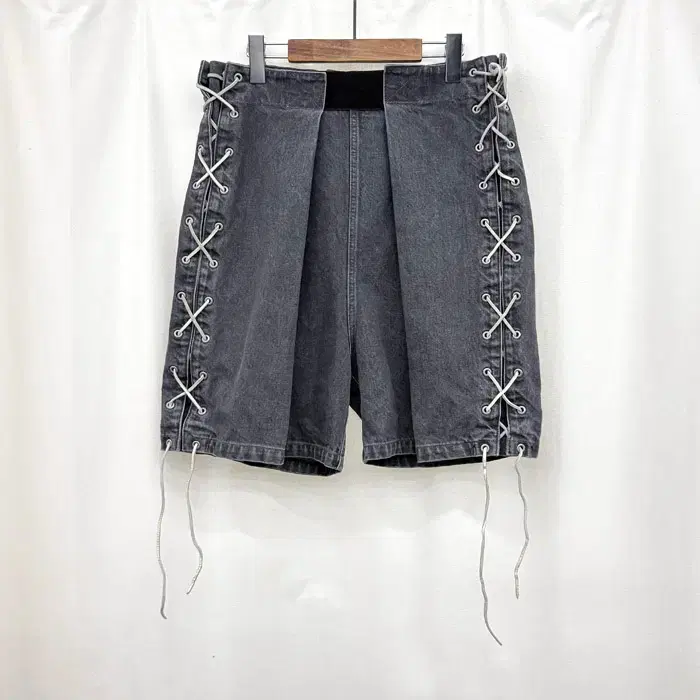 パンツ kapital bone black denim shortpants Kapital 14oz Denim 5P Shorts (BONE) | Black | Canoe Club