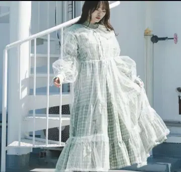 [쿠티르와 레트로] 빅 옷깃 볼륨 튤 원피스 완판템