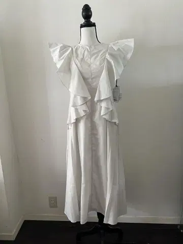 RUIRUE BOUTIQUE 프릴 원피스 M 화이트 택 포함 새상품