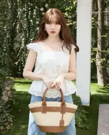 Her lip to Palma Tote Bag brown