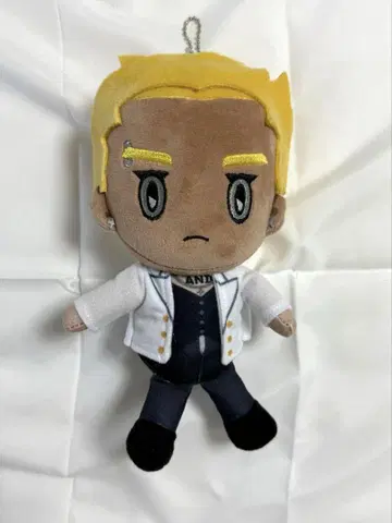 JSB3 CLASS NUI CHARM ELLY