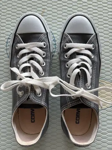 새상품급 CONVERSE ALL STAR 그레이 스니커즈 23.5cm