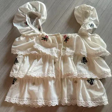 프릴 자수 화이트 뷔스티에