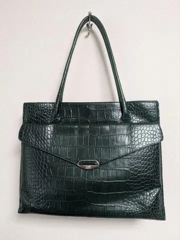 훌라 FURLA 악어 엠보싱 토트백