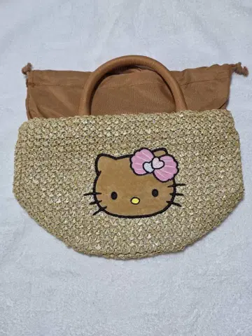 헬로키티 바스켓백 HELLO KITTY 햇볕에 탄 키티