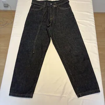 MB 하이엔드 테이퍼드 데님 팬츠