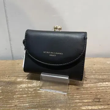 JOUET 조 J7301 라운드 플랩 가마구치 지갑 블랙
