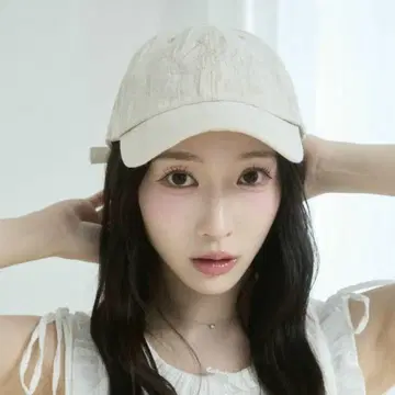 Lure you in 레이스 리본 캡