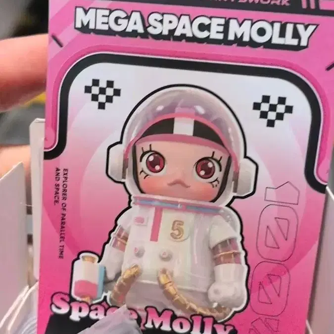 Pop Mart Mega Space Molly 400% Erebus #팝마트,#스페이스몰리 on