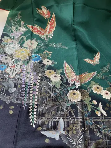 그린 컬러 나비와 꽃 금채 후리소데 폴리에스테르