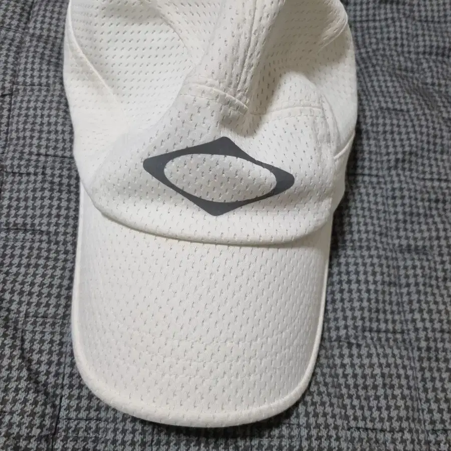 【MISCHIEF】25ss RHOMBUS POCKET BALL CAP MISCHIEF | 미스치프 Mischief Rhombus Ball Cap Hat White on