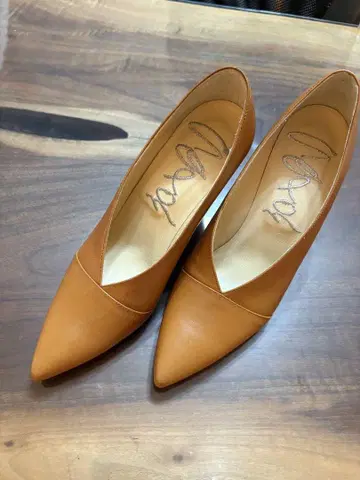 브라운 하이힐 35cm