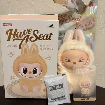 POP MART Have A Seat 라부부 봉제인형 SISI