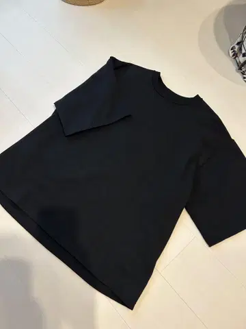 도트씨 CREW NECK HALF SLEEVE T