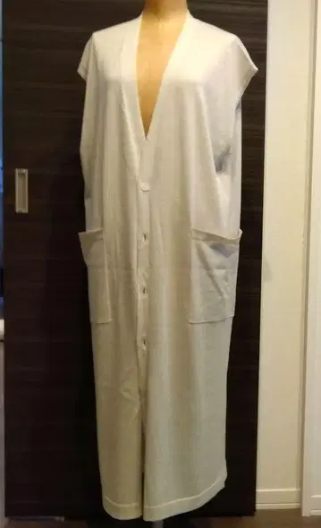 갤러리 비 V넥 롱 베스트 베이지