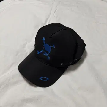 Oakley Archive Cap Skull Logo