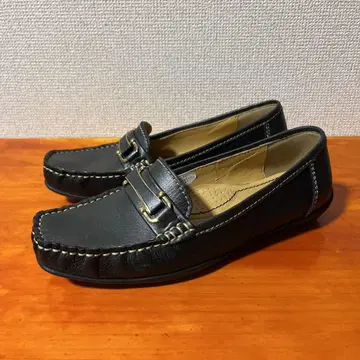 허시파피 비트 로퍼 22.5cm 메탈릭