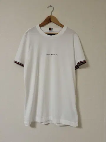TOMMY HILFIGER 화이트 티셔츠 M