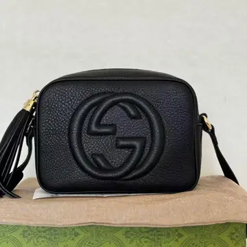 소호 인터로킹 G 숄더백