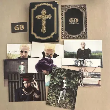 G-DRAGON ONE OF A KIND (Gold Edition)
