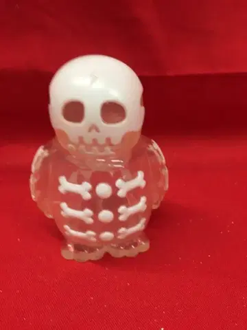 SKULLTOYS 해골 형제 해골 형 클리어 성형 / 화이트 페인팅