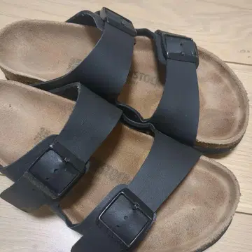 577 버켄스탁 애리조나 22.5cm 블랙