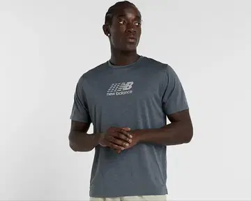 New Balance 그레이 티셔츠