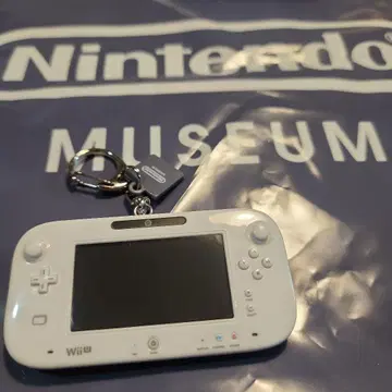 닌텐도 뮤지엄 한정 게임 하드 키링 컬렉션 Wii U