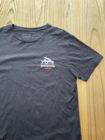 patagonia 블랙 T셔츠 M 사이즈